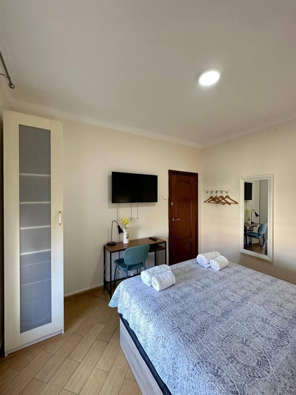 Rooms Nueva Valencia Barcelona Exterior foto