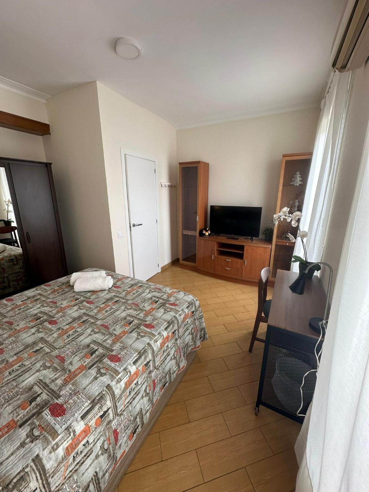 Rooms Nueva Valencia Barcelona Exterior foto