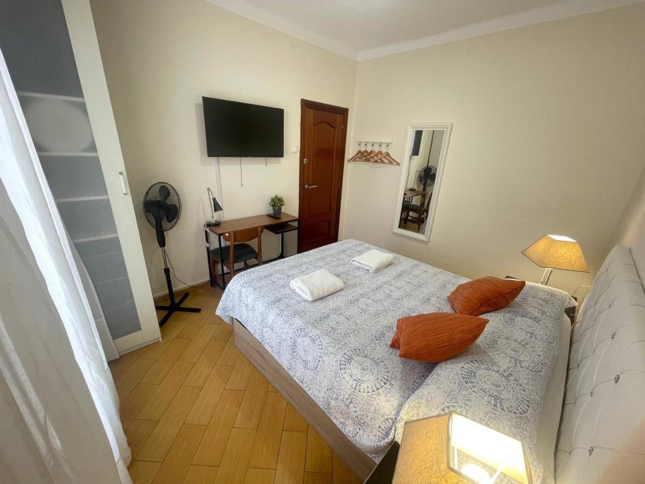 Rooms Nueva Valencia Barcelona Exterior foto
